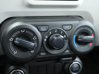Suzuki Ignis 1.2 Select 2e Eigenaar, Carplay/Android Auto, Stoelverwarming, Achteruitrijcamera, Airco, Radio / 21
