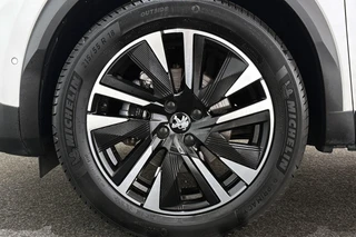 Peugeot e-2008 EV GT Pack 50 kWh Panoramadak Adaptieve Cruise Stoelverwarming / 23