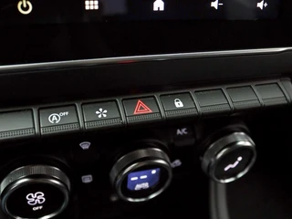 Renault Captur 1.0 TCe 90 techno Camera | Navigatie | Cruise control / 37