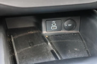 Ford Focus Wagon 125PK HYBRID TITANIUM-X VIRTUAL-COCKPIT B&O AUDIO CLIMA P-SENSOREN 17"LMV LED CAMERA WINTERPACK NL-AUTO / 30