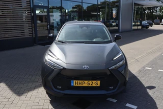 Toyota C-HR HYBRID 140 DYNAMIC ANDROID/APPLE AD-CRUISE PRIVACY-GLASS PARK-SENSOREN KEYLESS 18"LMV BLISS NL-AUTO / 10