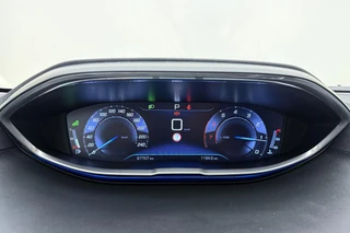 Peugeot 3008 1.6 e-THP Allure Automaat | Trekhaak | Electrische achterklep | Keyless | Lichtmetalen velgen | Dakdragers | Camera / 35