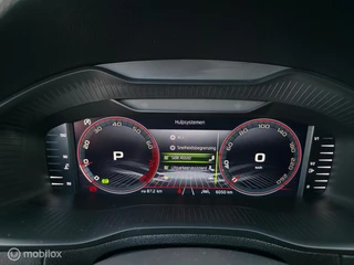 Skoda Karoq 1.5 TSI ACT Sportline / Trekh. / Carplay / Navi / 21