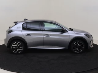 Peugeot 208 1.2 Hybride eDSC6 145 GT Automaat Carplay 3D Cockpit Clima Camer / 26
