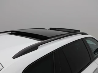 Škoda Superb Combi 1.5 TSi ACT 150 Pk Automaat Sportline Business | Trekhaak | Stoelverwarming | Panorama dak | Camera | Canton Audio | Alcantara | CarPlay | 18 Inch / 26