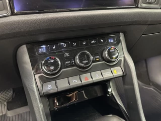 Skoda Kodiaq 1.5 TSI Business Edition PANO TREKHAAK CAMERA CARPLAY ECC CRUISE. / 30