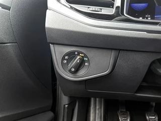 Volkswagen Polo 1.0 TSI R-Line | Adaptive cruise | CarPlay | Camera | Parkeersensoren / 25