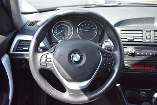 BMW 1 Series 116I BUSINESS 18 INCH / CLIMA / CRUISE / 18