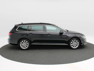 Volkswagen Passat 1.4 TSi 218 Pk PHEV GTE Business | Panoramadak | Camera | Adaptive Cruise | Stoelverwarming | Navigatie | CarPlay | 17 Inch | 73.094 Km !! / 11