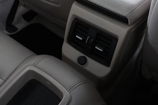 BMW 2-serie Cabrio 218i High Executive Luxury Line Stoelverwarming HiFi / 33
