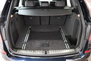 BMW X3 xDrive20i High Executive M Sport Pakket Automaat  / Navigatiesysteem Professional / Leder / Trekhaak / 18 Inch / Xenon / Stoelverwarming / Climate Control / Parkeersensoren voor+achter / Lichtpakket / Cruise Control / 36