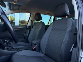 Volkswagen Golf 1.0 TSI Comfortline Business Camera Carplay Virtual dash / 6