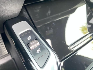 Kia Sorento 1.6 T-GDi Plug-in Hybrid 4WD ExecutiveLine 7p | Bel voor info | 253 pk | Head-up display | Nu €3000 Inruilpremie! / 24