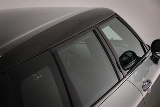 MINI Clubman 1.5 Cooper Business Edition | HALF LEDER | STOELVERWARMING | APPLE | DRAADLOZE LADER | TREKHAAK | 18" / 10