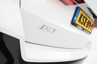 BMW iX1 eDrive20 67 kWh  M-sport, Stoelen, Virtual, Climate, / 16