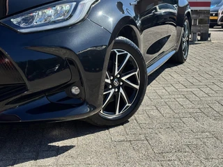 Toyota Yaris 1.5 Hybrid First Edition Apple Carplay/Android Auto, Camera, Climate/Cruise Control, Navigatie / 5