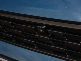 Lynk & Co 01 1.5 Plug-in Hybrid 262 PK Black Edition SOH 92% Panoramadak 360 Camera Infinity ACC LED Rondomzicht Camera Apple CarPlay/Android Auto 20" / 48