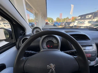 Peugeot 107 1.0 Active 5-drs / 9