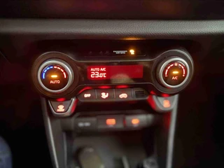 KIA Picanto 1.0 DPi 63pk  ExecutiveLine / 26