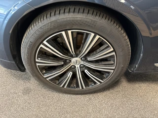 Volvo V90 2.0 T6 AWD Business Pro Automaat / Pano / leder / Harman Kardon / navi / camera/ head up / 35