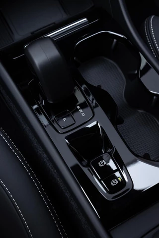 Volvo XC40 | B3 Ultra Dark|Black Edition|MY 2027|FULL OPTION|360° Camera|Panoramadak / 36