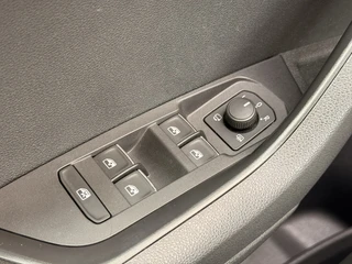 Skoda Karoq 1.5 TSI DSG Pano Camera Canton Leder/alca Trekhaak CarPlay Keyless Sfeer / 21