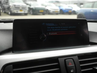 BMW 4-serie Gran Coupé 428i High Executive M Pakket | Licht interieur |  Elektrische achterklep | Elektrisch verst.bare best.stoel | Stoelverwarming | Navigatie | Climate control | 18inch velgen / 32