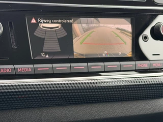 Volkswagen up! 1.0 5-deurs Camera | Cruise | Airco | Bluetooth | PDC | Rijklaar incl. 1 jaar Bovag garantie / 17