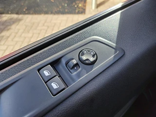 Toyota PROACE Electric Shuttle LONG EXTRA RANGE DYNAMIC 75KWH 8-PERSOONS ROLSTOELAUTO VERLAAGD-INBOUW-OPRIJPLAAT 2x SCHUIFDEUR / 12