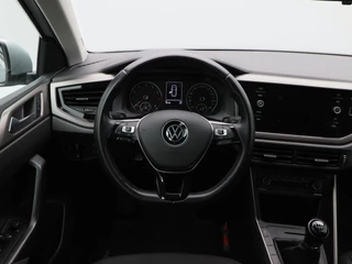 Volkswagen Polo 1.0 TSi R-Line | Adaptive Cruise | Climatronic | CarPlay | Parkeersensoren | Navigatie | 16 Inch | 98.183 Km !! / 35