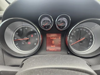 Opel Astra GTC 1.6 Turbo Sport / 18