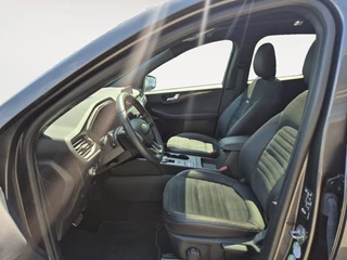 Ford Kuga 2.5 PHEV Vignale | Climate Control | Cruise Control | Navigatie | Camera | Stoelverwarming | Panoramadak | Stoelverwarming voor en achter | / 21