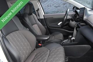 Toyota Yaris Cross 1.5 Hybrid Collection JBL MATRIX/TWO TONE/CAMERA/ETC.! / 17