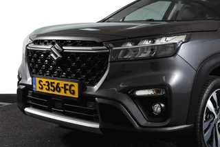 Suzuki S-Cross 1.5 Hybrid Style Orig. NL  | S/K-Panodak | Adapt. Cruise | Stoelverw. | 360 Camera | PDC | NAV+App. Connect | Afn. Trekhaak | ECC | LM 17" | / 33