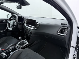 Kia ProCeed 1.0 T-GDi GT-Line  - Panorama dak - Elektrische Achterklep - Cruise Control - Navigatie - Climate Control - - Fabrieksgarantie tot 10-2030 / 40