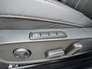CUPRA Leon 1.5 eTSI Business Edition * Beats Audio * Navigatie * Camera * Stoelverwarming * / 6