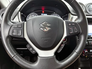 Suzuki Vitara 1.4 Boosterjet Comfort Smart Hybrid | Adaptive Cruise | Stoelverwarming | Navigatie | Camera | Panoramadak / 14