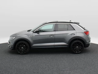 Volkswagen T-Roc 1.5 TSi 150 Pk Automaat R line | Black Style | Trekhaak | Stoelverwarming | Panorama dak | Camera | Adaptive Cruise | Climatronic | Carplay | 19 Inch | 58.509 Km !! / 10