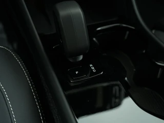 Volvo EX40 SINGLE MOTOR PLUS BLACK EDITION 70 KWH 100% SOH  | Trekhaak | Harman Kardon | Warmtepomp / 23