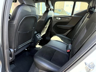 Volvo XC40 2.0 B4 200pk R-Design  Panoramadak, Trekhaak, Camera / 6