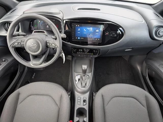 Toyota Aygo X Hybrid 115 Play GO PACK LICHTMETAAL APPLE & ANDROID CRUISE CONTROL METALLIC LAK / 4