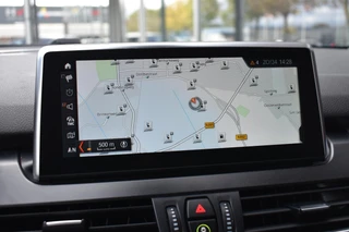 BMW 2 Series Active Tourer 225xe LEDER SPORTSTOELEN NAVIGATIE / 21