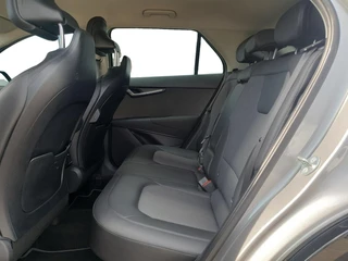 Kia Niro 1.6 GDi Hybrid DynamicLine Edition | Dodehoek detectie | Elektrisch bedienbare best. stoel | Navigatie | Adaptieve cruise control | Apple Carplay / Android Auto | Verbruik 1 op 20! / 20