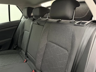 Volkswagen Golf 1.5 eTSI Life Business | Automaat | Adaptive cruise | Stoelverwarming | CarPlay | Camera | Trekhaak / 12