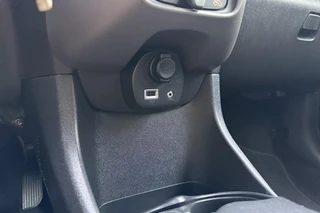 Peugeot 108 1.0 e-VTi Blue Lease | Elek. ramen | Airco | Stuurbediening | Centrale deurvergrendeling | / 21