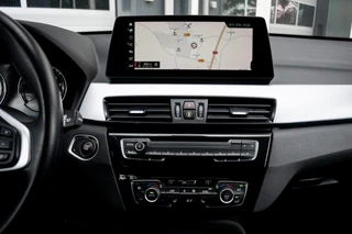BMW X1 xDrive25e High Executive|1e EIGENAAR|STOELVERW.|AFN. TREKHAAK|HEAD-UP|ELEK. KLEP|CAMERA|LEDER / 12