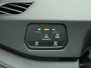Volkswagen ID.3 Pro 59 kWh Carplay navigatie | Camera | Adaptive cruise / 21