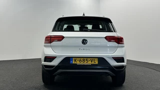 Volkswagen T-Roc 1.0 TSI Style Business CARPLAY NAVI ADAPTIEF CRUISE. / 13