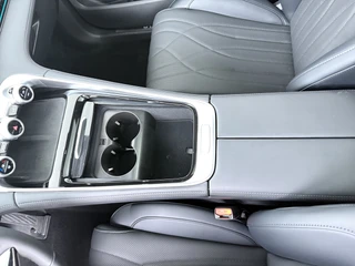Omoda 9 SHS 1.5T-GDi SHS-P Premium 5p  - FULL OPTIONS - Stoelmassage - Head-up Display - Stoelverkoeling/verwarming - AppleCarplay - Android Auto - - 7 Jaar of 150.000 Fabrieksgarantie / 33