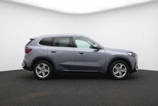 BMW X1 xDrive25e Frozen Grey l Pano l Trekhaak l Harman Kardon l Leder l 360° Camera / 7